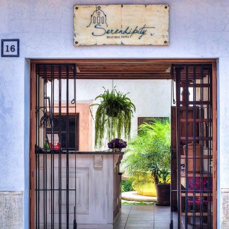 Serendipity Boutique Hotel Antigua Exterior photo